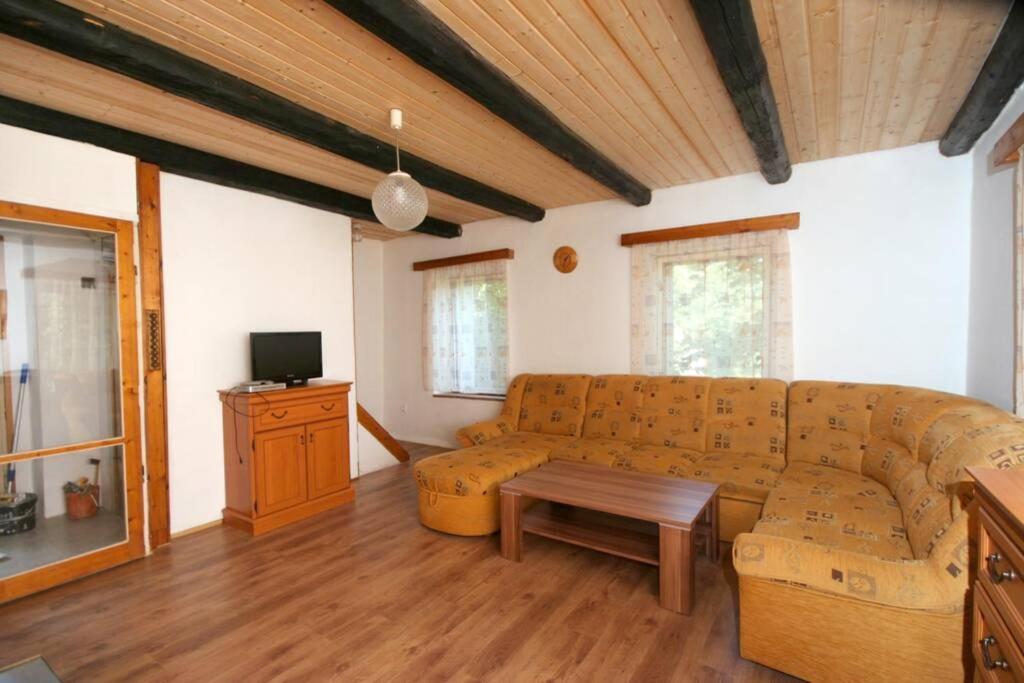 Pobyt v CHKO České středohoří pod horou Milešovkou Villa Teplice Esterno foto